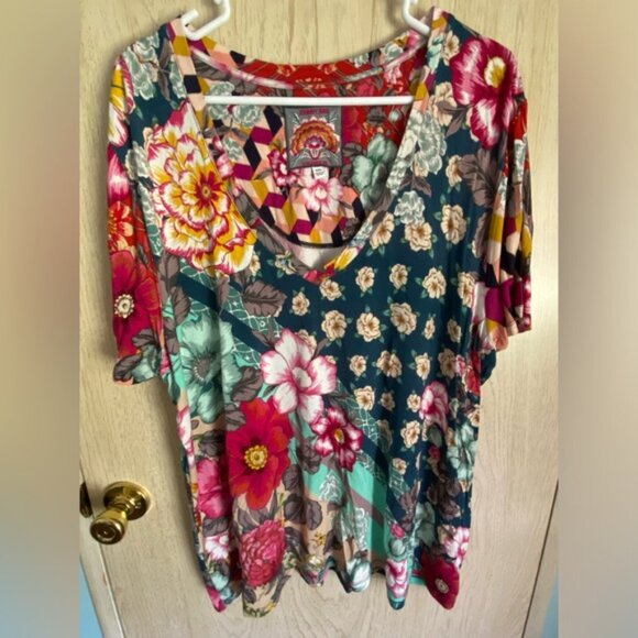 Johnny Was Nellie Favorite Bamboo V-Neck Shirt Sz XXL EUC - Picture 2 of 9